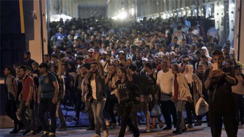 Δείτε που μας κατάντησαν! Πορνεία και μετανάστες: Αυτά συμβαίνουν στην πρωτεύουσα της Ελλάδας σήμερα – (ΒΙΝΤΕΟ)